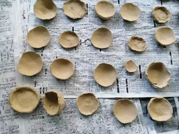 「【京都産業大学附属中学校・高等学校】歴史部の生徒が約半世紀前に途絶えた古い技法で「かわらけ」を製作」の画像