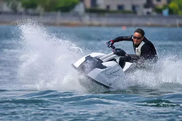 【ニュースレター】ヤマハらしい楽しい乗り物の結実―「SuperJet」