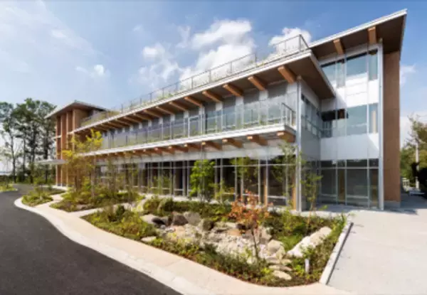 「京都大学と住友林業　世界初の木材の宇宙曝露実験2023年木造人工衛星(LignoSat)の打上げを目指して」の画像