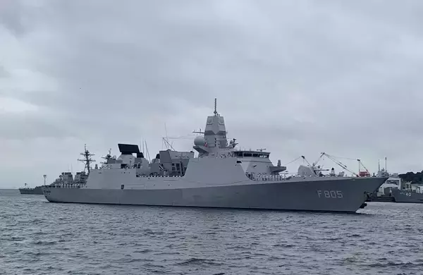 「オランダ海軍フリゲート艦エヴァーツェンが9月5日（日）から9月7日（火）まで横須賀港に滞在岸信夫防衛大臣が来訪」の画像