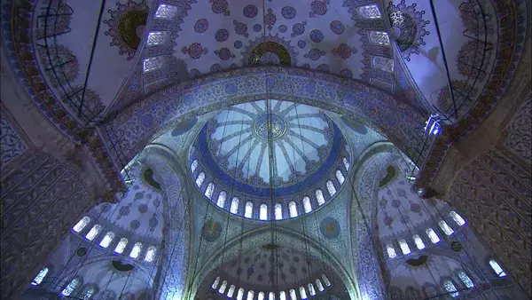 「【旅サラダ】羽田美智子が自然豊かな霧島連山で森林セラピー！佐多岬からの絶景に心を奪われる」の画像