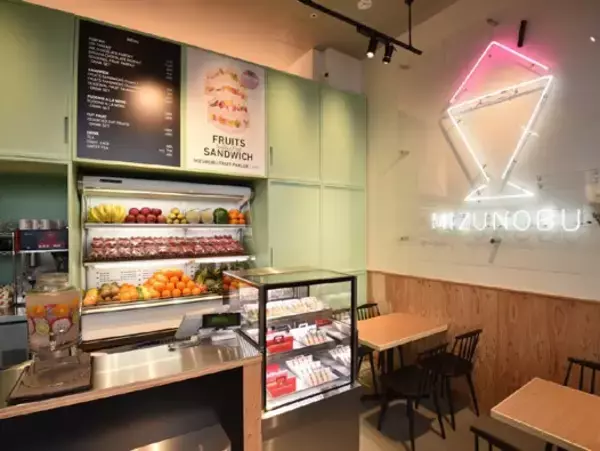 「【横浜桜木町ワシントンホテル】地元横浜コラボ★『水信フルーツパーラーラボ』お食事券2,000円付プラン」の画像