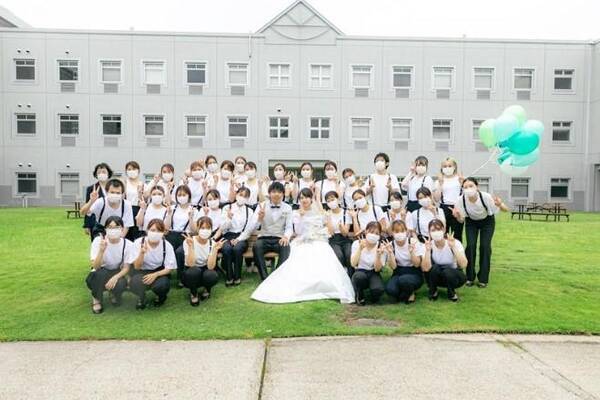流通科学大学が公式youtubeチャンネルで キャンパスウェディング のムービーを公開中 学生らがコロナ禍でプロデュースした本物の結婚式 2021年11月1日 エキサイトニュース