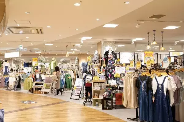 「次世代のモール型ショッピングセンターへ！『プレ葉ウォーク浜北』11月19日（金）リニューアルオープン～直営の核店舗「アピタ浜北店」増床とともに、テナントゾーンと融合～」の画像