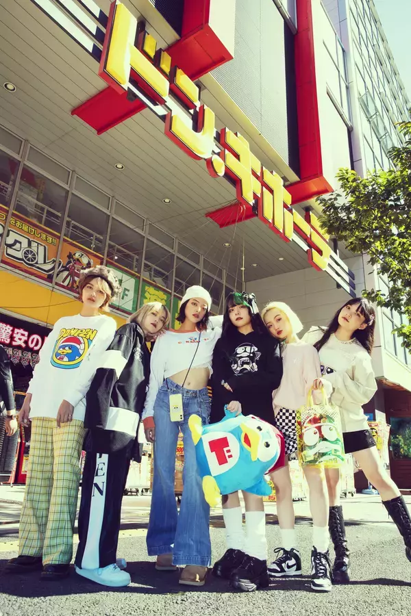 【史上初】アパレルブランド「SPINNS」と「ドンペン」のコラボ実現！『ドンペン』×『SPINNS』限定アイテムを発売！