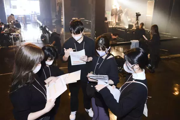 「【産業能率大学】ゼロからライブイベントを創る実践型授業「アーティスト・プロモーション」12月10日（金）横浜ベイホールで開催 -- 経営学の知識を総動員し、ビジネスとして成功を目指す --」の画像