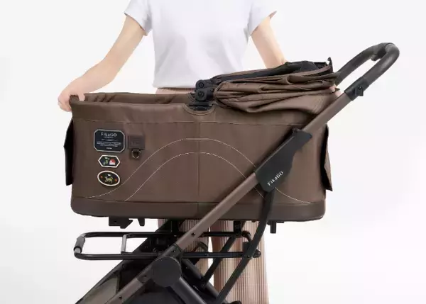 「キャビンを付けたまま畳める 中型犬対応ペットカート『FikaGO TOGGLE (フィカゴートグル)』2026年2月上旬 新発売」の画像