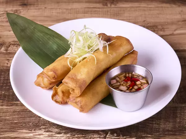 「アメリカンレストラン「ハードロックカフェ」フィリピン観光省・在日フィリピン大使館タイアップキャンペーン「Taste the Philippines-70 Years of Friendship-」」の画像
