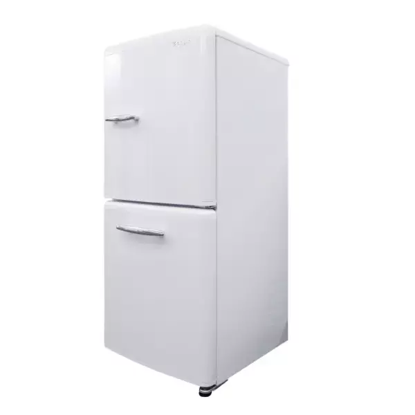 「e angle 静かで省エネな冷蔵庫が登場」の画像