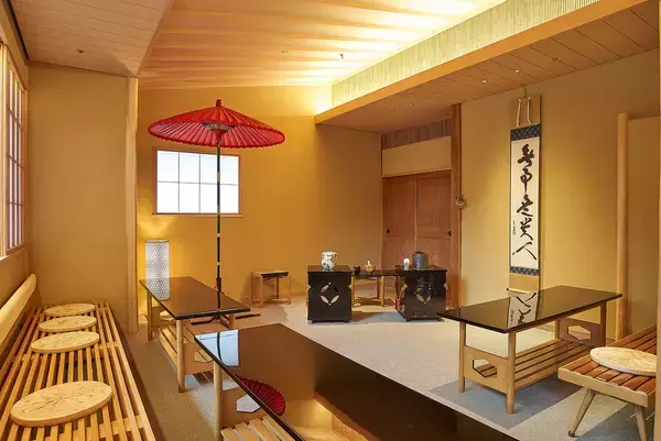 「【日本博2.0】六本木エリアの「建築と空間美」をストーリーで学ぶ専門ガイド付きインバウンド富裕層向けツアー「ARCHI-TRAIL」をプロデュース」の画像