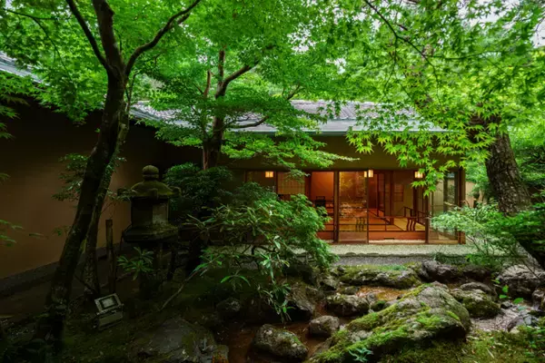 「アウディ、デスティネーションチャージャーの設置が200拠点を突破　長崎・雲仙の「旅亭 半水盧」で体験する、特別な旅の新しいスタイル」の画像