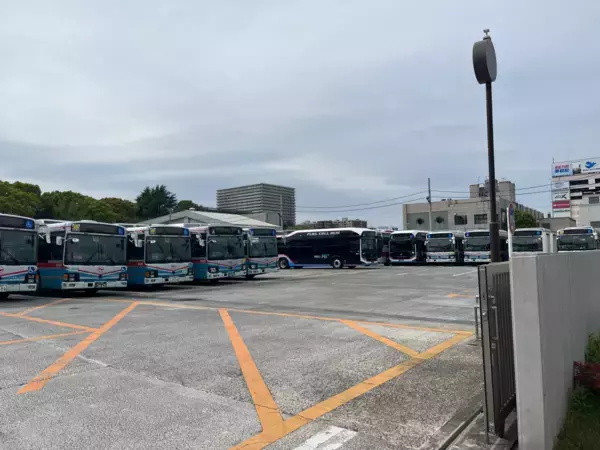 「けいきゅうキッズチャレンジ！京浜急行バスの営業所見学＆運転士体験！」の画像