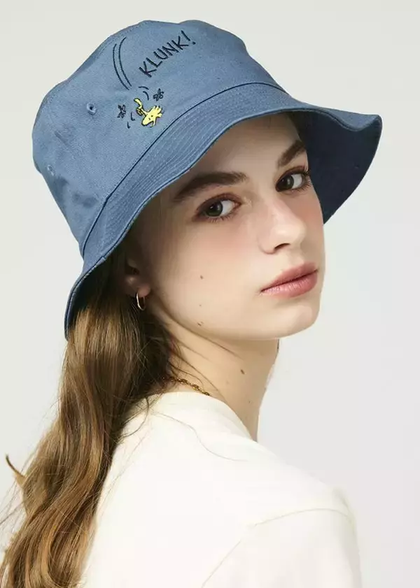 「スヌーピーでおなじみの大人気コミック『ピーナッツ』のグラニフオリジナルアイテムが登場！」の画像