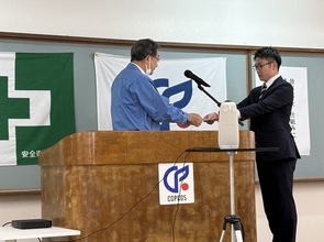 応募者378名から選ばれた12名の新入社員が入社式に参加4月1日に山口県下関市のコプロス本社にて開催