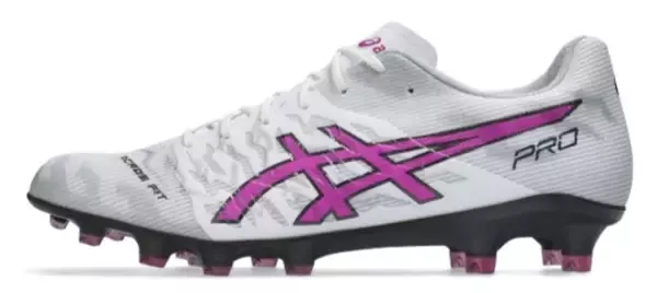 「アシックスのサッカーコーナー「DS LIGHT CLUB HOUSE」を展開　限定モデルの販売やプロ選手イベントを開催」の画像