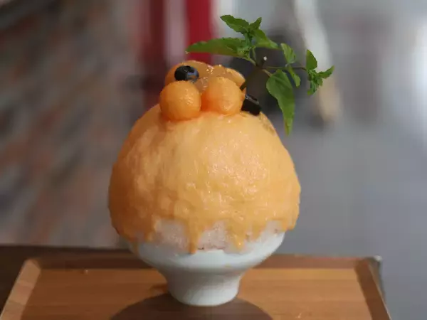 「ニューヨークレストラン「サラベス」 BASEGATE横浜関内店 吉祥寺のかき氷専門店「氷屋ぴぃす」とコラボ、2期にわけてスペシャルセットを販売」の画像