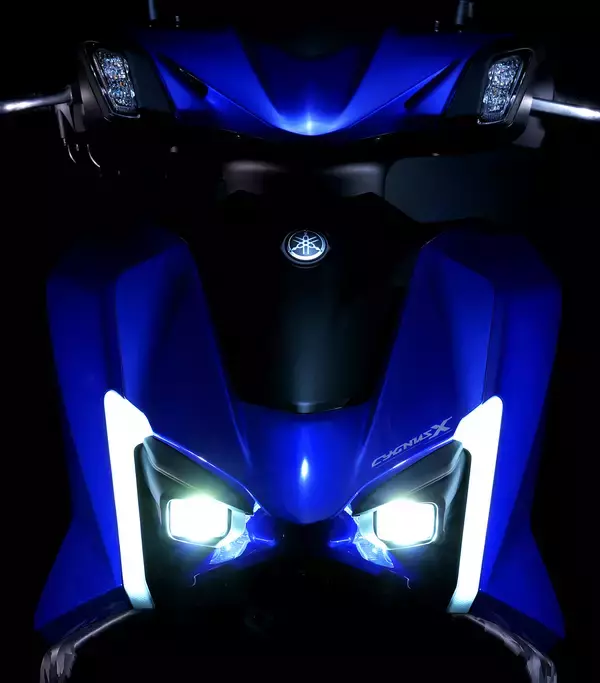 「スタイル一新、走りを洗練させた新型「CYGNUS X」発売～滑らかな発進・走行性を支援するトラクションコントロールシステム採用～」の画像