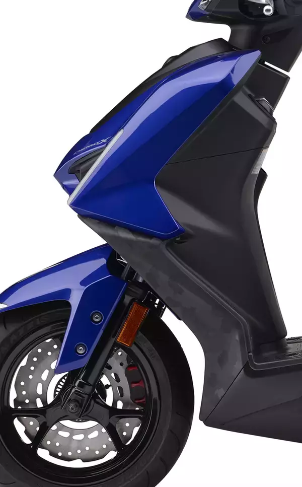 「スタイル一新、走りを洗練させた新型「CYGNUS X」発売～滑らかな発進・走行性を支援するトラクションコントロールシステム採用～」の画像