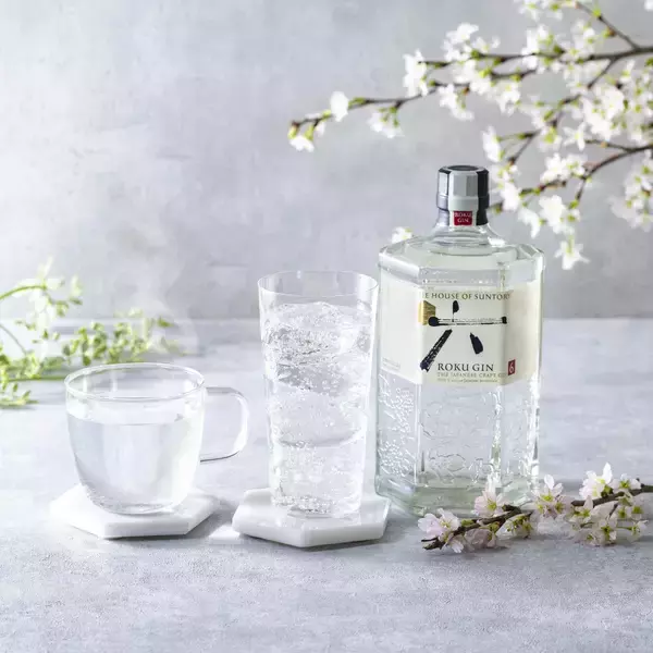 「【東京ミッドタウン】ザ・リッツ・カールトン東京考案のメニューが登場！期間限定の屋外ラウンジ「ROKU〈六〉 MIDTOWN BLOSSOM LOUNGE」」の画像