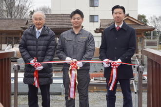 【ものつくり大学】草加市との木橋リノベーション事業第2弾として「ふれあい橋」を補修。完成式を挙行