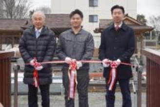 【ものつくり大学】草加市との木橋リノベーション事業第2弾として「ふれあい橋」を補修。完成式を挙行