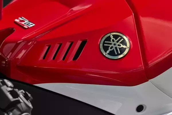 「スーパースポーツ「YZF-Rシリーズ」70周年記念モデル発売について～YZF-R1、YZF-R9、YZF-R7、YZF-R3、YZF-R25全5機種～」の画像