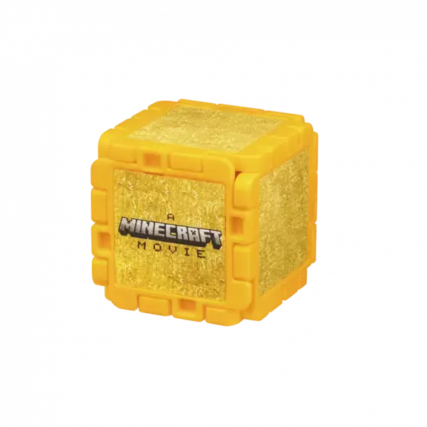 「映画「マインクラフト／ザ・ムービー」とのコラボ！ちいかわたちが、おもちゃになって初登場！ハッピーセット(R)「マインクラフト ザ・ムービー」「ちいかわ」5月16日(金)から期間限定販売！」の画像