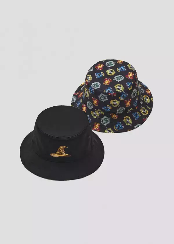 「グラニフより「ハリー・ポッター」コラボレーションアイテムが6月24日(火)より発売！公式オンラインストアでは予約販売の受付を実施」の画像