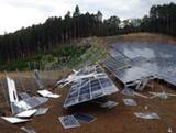 「台風による太陽電池パネルの被害に注意」の画像1