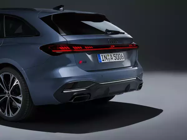 「新型Audi A5シリーズ：モダンなスポーティさとプレミアムなプロポーションの融合」の画像