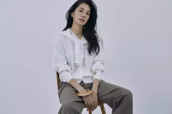 「洋服の青山×高園あずさ氏によるコラボ企画第2弾秋冬向けのコーディネートアイテムを新たに商品開発」の画像