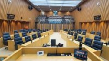 千代田区議会様の確立した議会運営において、東和エンジニアリングがさらに安心して使い続けられる議場システム改修をサポート