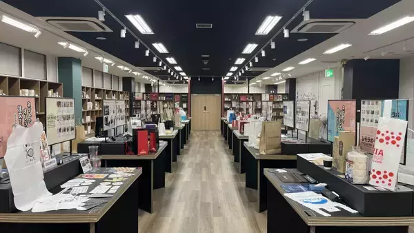 「シモジマ初！包装資材の特注品に特化した店舗一体型のショールーム、10/23浅草橋本店にオープン」の画像