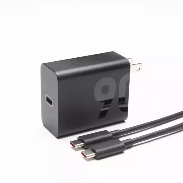 FCNT合同会社が、最大90W出力に対応する純正充電器「ACアダプタ a02」を2026年8月27日（木）より発売