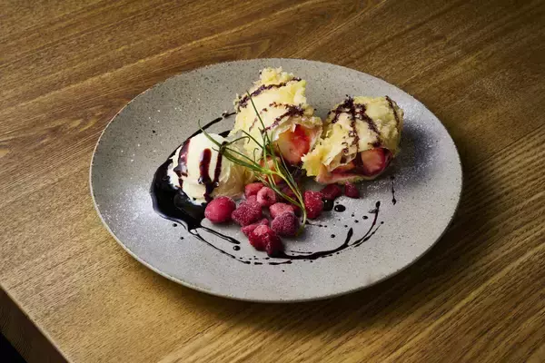 「旬のいちごとチョコレートが奏でる、季節限定のデザートフェア東京ミッドタウン日比谷で楽しむ「SWEET STRAWBERRY & RICH CHOCOLATE 2026」開催」の画像