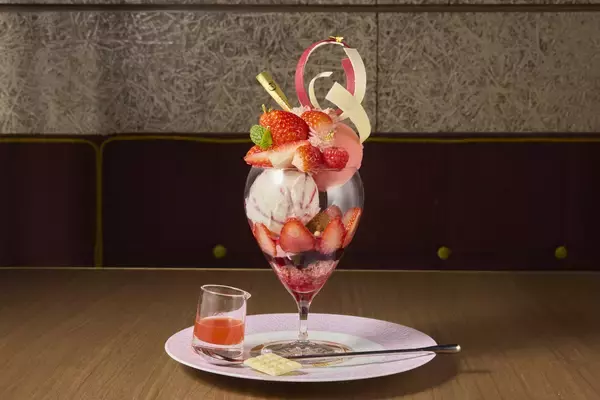 「旬のいちごとチョコレートが奏でる、季節限定のデザートフェア東京ミッドタウン日比谷で楽しむ「SWEET STRAWBERRY & RICH CHOCOLATE 2026」開催」の画像