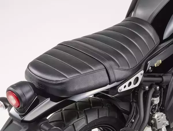 「「アクセサリーパッケージ XSR125 Low」発売～ロータイプシート&ローダウンリンクで最大約30mm足つき性向上～」の画像