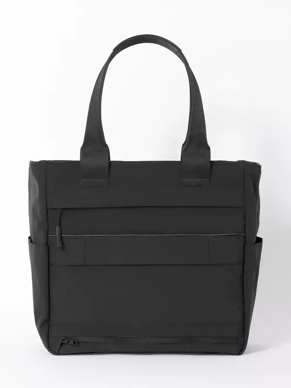 「16カ所のポケットで仕事・ジム・旅行をこれ1つにシューズ収納も備えた高機能「マルチパーパストートバッグ」発売」の画像