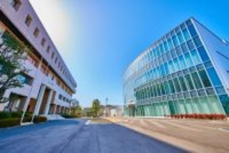 【藍野大学】大阪府議会議員うらべ走馬氏・茨木市議会議員西野貴治氏が来訪されました。