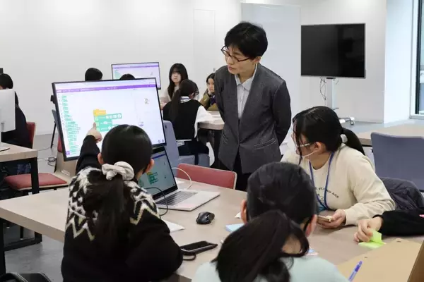 「芝浦工大の新入生の女子割合が30.8%に到達～国内の工業大学で初めて30％を突破　工学系の女子学生割合平均（17.9％）を大幅に超える～」の画像