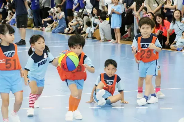 「スポルディング“ROOKIE GEAR（ルーキーギア）”が公式試合球バディスポーツ幼児園 “第11回BUDDY全園シニア対抗ポートボール大会 supported by SPALDING”開催」の画像