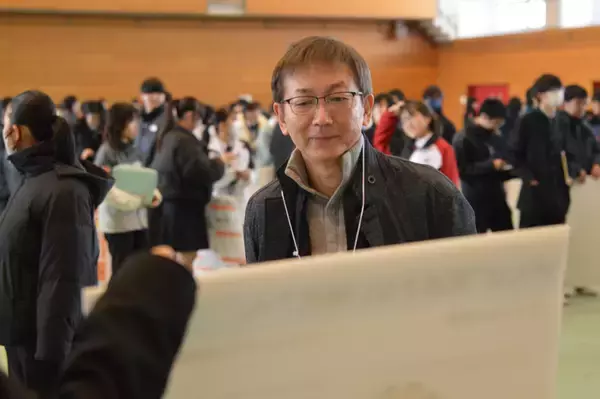 茨城・土浦一高“探究学習”最終プレゼンに参加　「医療に積極的に参加できる社会」に向けたアイデアで意見交換