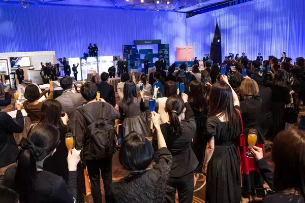 「ガルデルマ、「ヒアルロン酸使用軟組織注入材」新製品発売イベントを開催」の画像