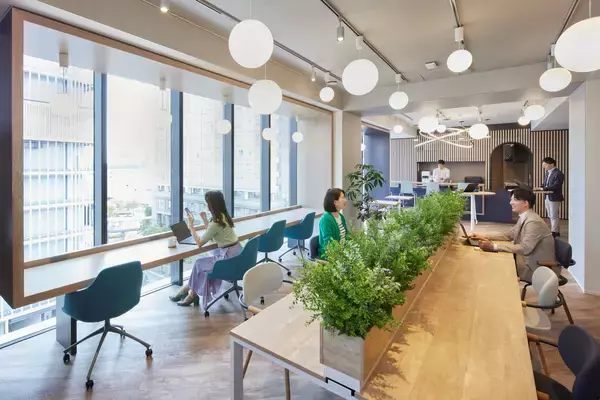 「シェアオフィス「MID POINT」×株式会社WOOC「BIZcomfort」新提携サービススタート全国130超の拠点が月額基本料0円で利用可能に」の画像