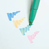 「“色と輝きで魅せる”華やかにきらめくゴールドラメが特長のラメマーカー『Neola（ネオラ）』12月下旬発売」の画像2