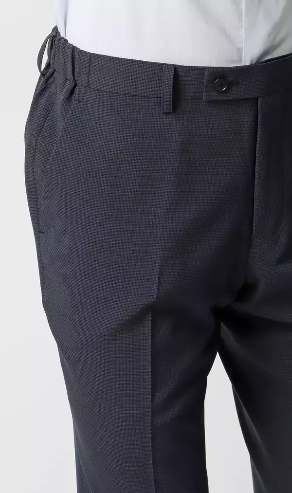 「発売開始から3カ月で累計販売着数2万着を突破！全世代向け「みんなのスーツ」に待望の新バリエーションが登場」の画像