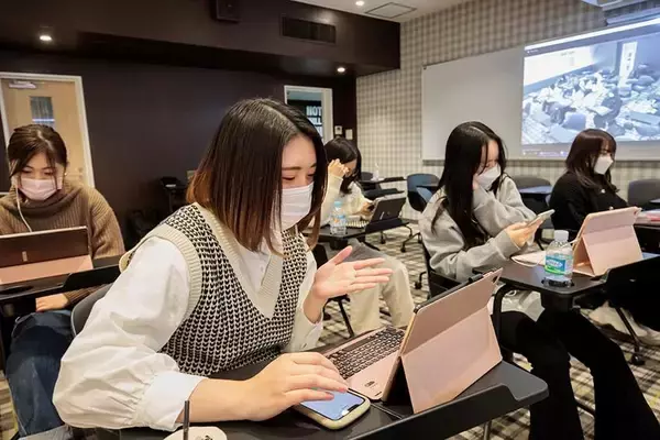 「神田外語学院が「第5回オンライン国際交流プログラム」を海外大学と連携し開催～テーマ「異文化理解×国際交流」～」の画像