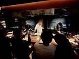 「「ウルフギャング・ステーキハウス TEPPAN」“寿司劇場”「照寿司」とのコラボイベントを開催」の画像3