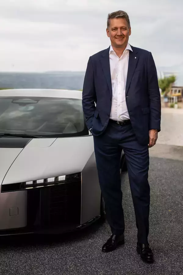 「AUDI AG CEOデルナー：「Audi Nuvolariは、アウディにおける技術的刷新を体現したモデルです」」の画像