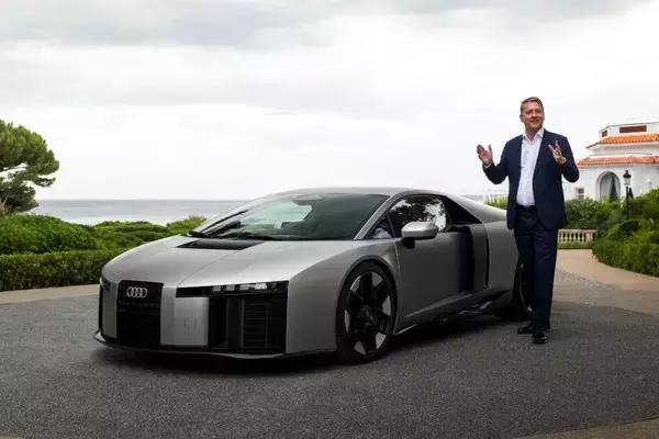 「AUDI AG CEOデルナー：「Audi Nuvolariは、アウディにおける技術的刷新を体現したモデルです」」の画像
